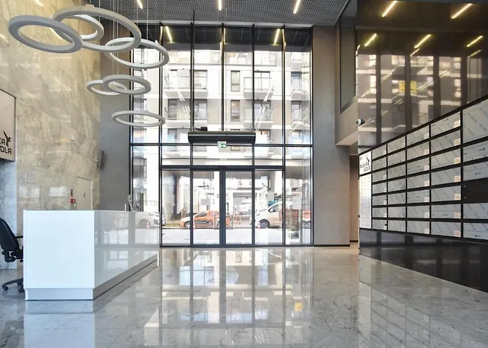 شقة Prymasa Tysiaclecia 83a Center View Free Garage By Perfect 920 *